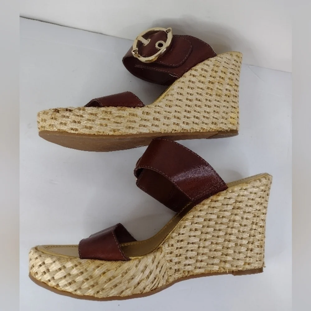 Antonio Melanie women's slip on sandals size (10M)